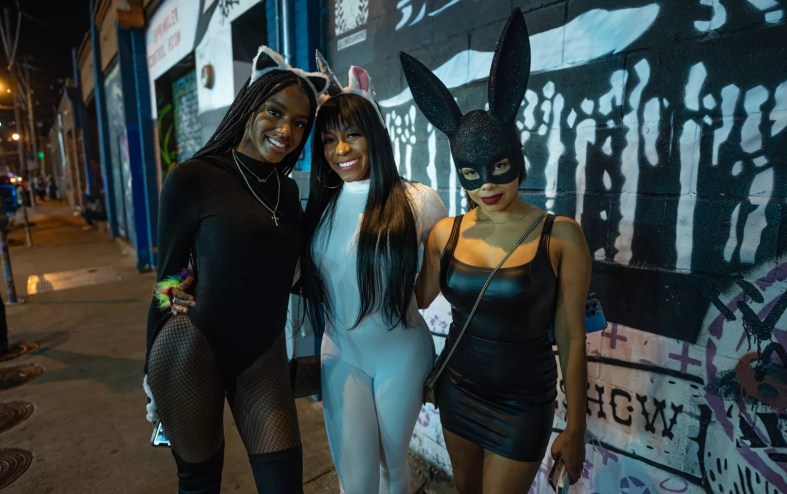 Woman posing in Deep Ellum